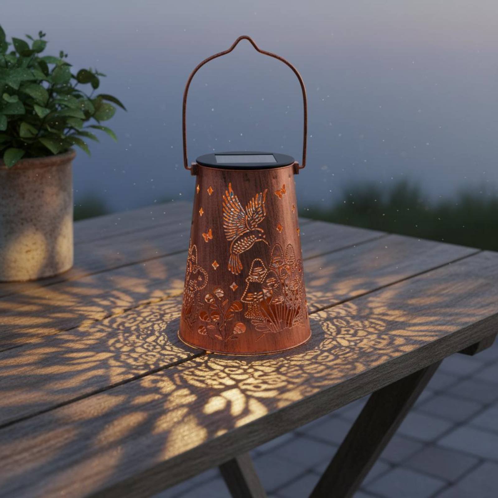 Floral Garden Lantern Pattern  - Garden Lighting Decor recension och pris