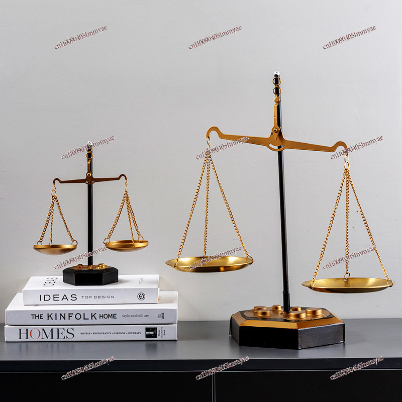 Metal Balance Scale Ornament O - Office Lighting Decor recension och pris